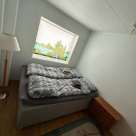 Cozy Feel 2 Bedroom And 1 Sleeping Coach Apartman Tromsø