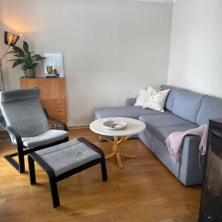 Cozy Feel 2 Bedroom And 1 Sleeping Coach *