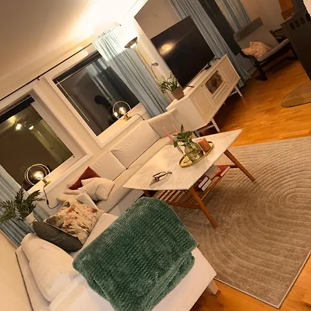 Apartamento Cozy Feel 2 Bedroom And 1 Sleeping Coach
