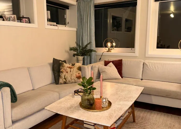 Apartamento Cozy Feel 2 Bedroom And 1 Sleeping Coach Tromsø